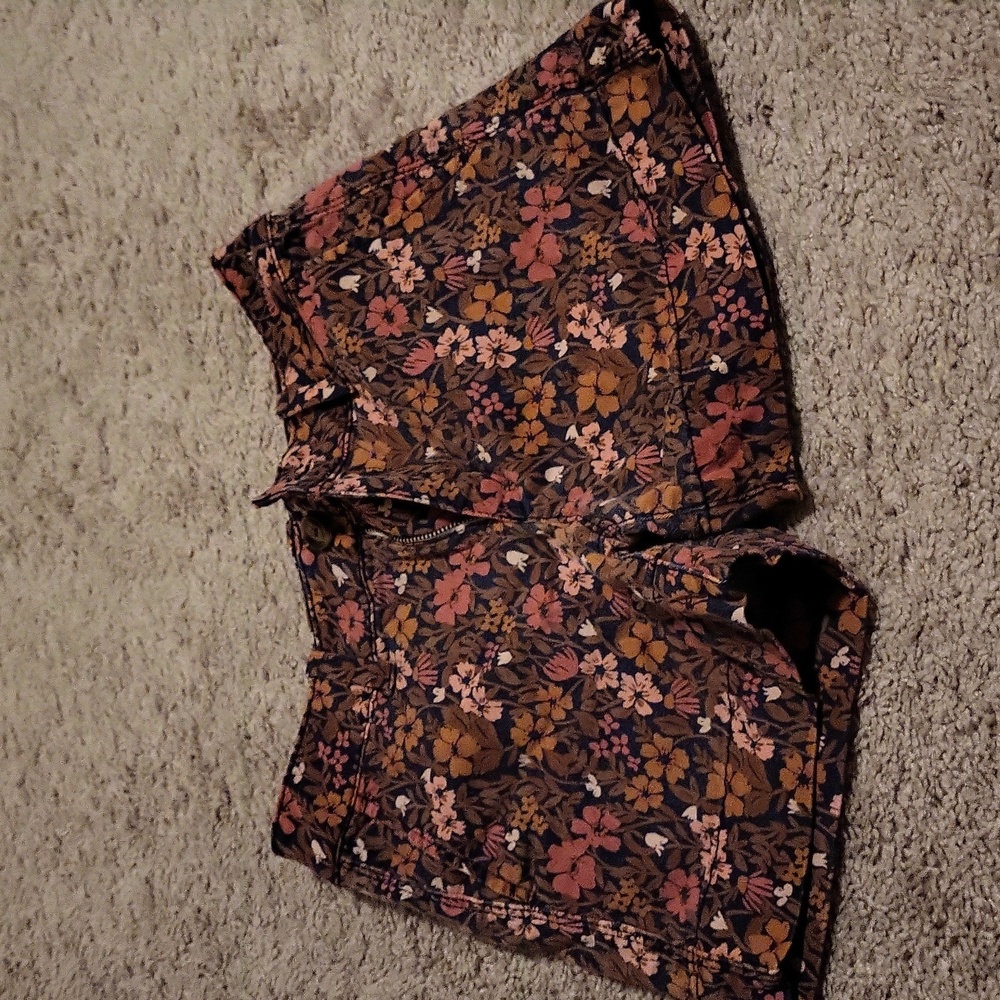 American eagle midi shorts